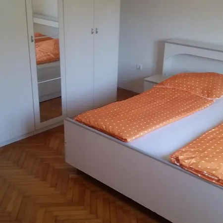 Appartement Lorena *